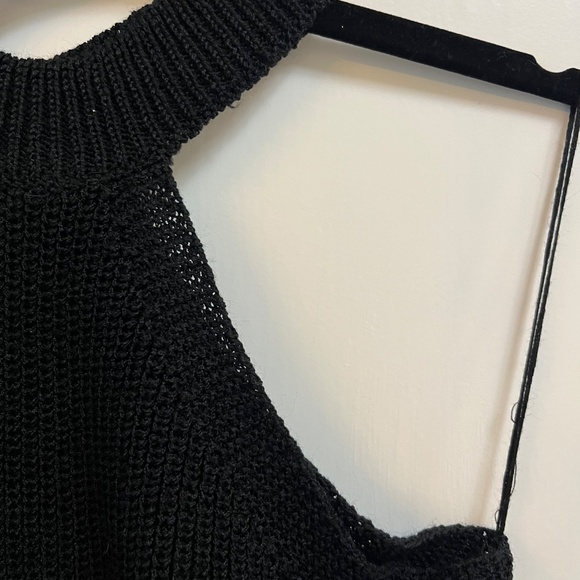 Made in Italy Black Knit Asymmetrical Halter Top 100% Cotton Size S - Picture 10 of 10